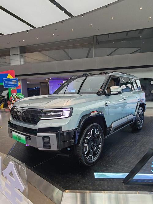 深圳168比亚迪方程豹硬派越野的爆款，英菲尼迪35周年与你共成长