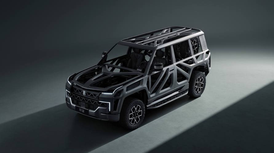 深圳168仰望U8硬派越野的科技魅力，国能汽车对传统燃油车市场的冲击